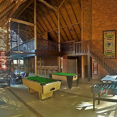 Kwambali Riverside Lodge Hazyview Bagian luar foto
