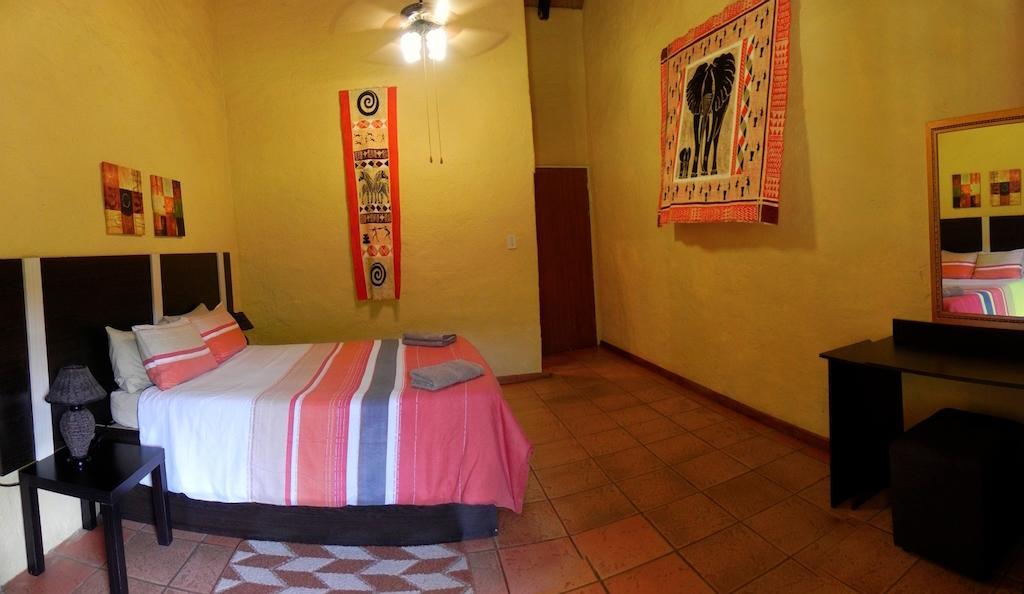 Kwambali Riverside Lodge Hazyview Ruang foto
