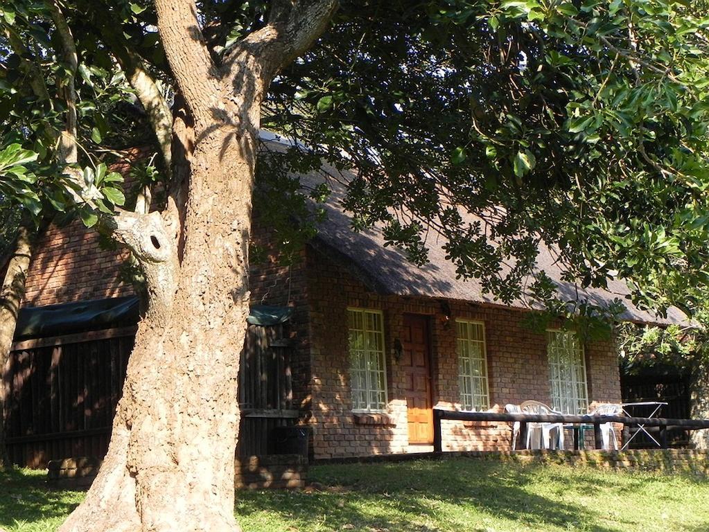 Kwambali Riverside Lodge Hazyview Ruang foto